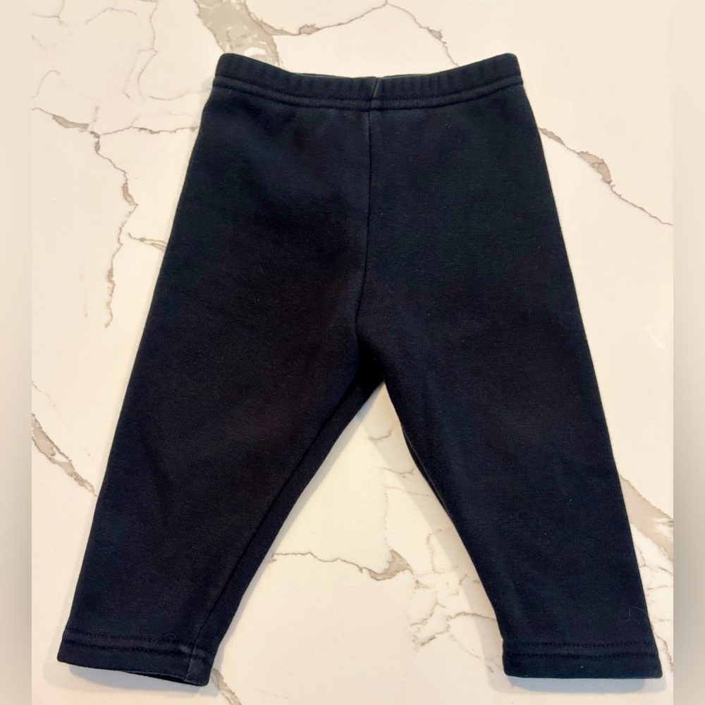 Girls. 12m. Black fleece lined legging.